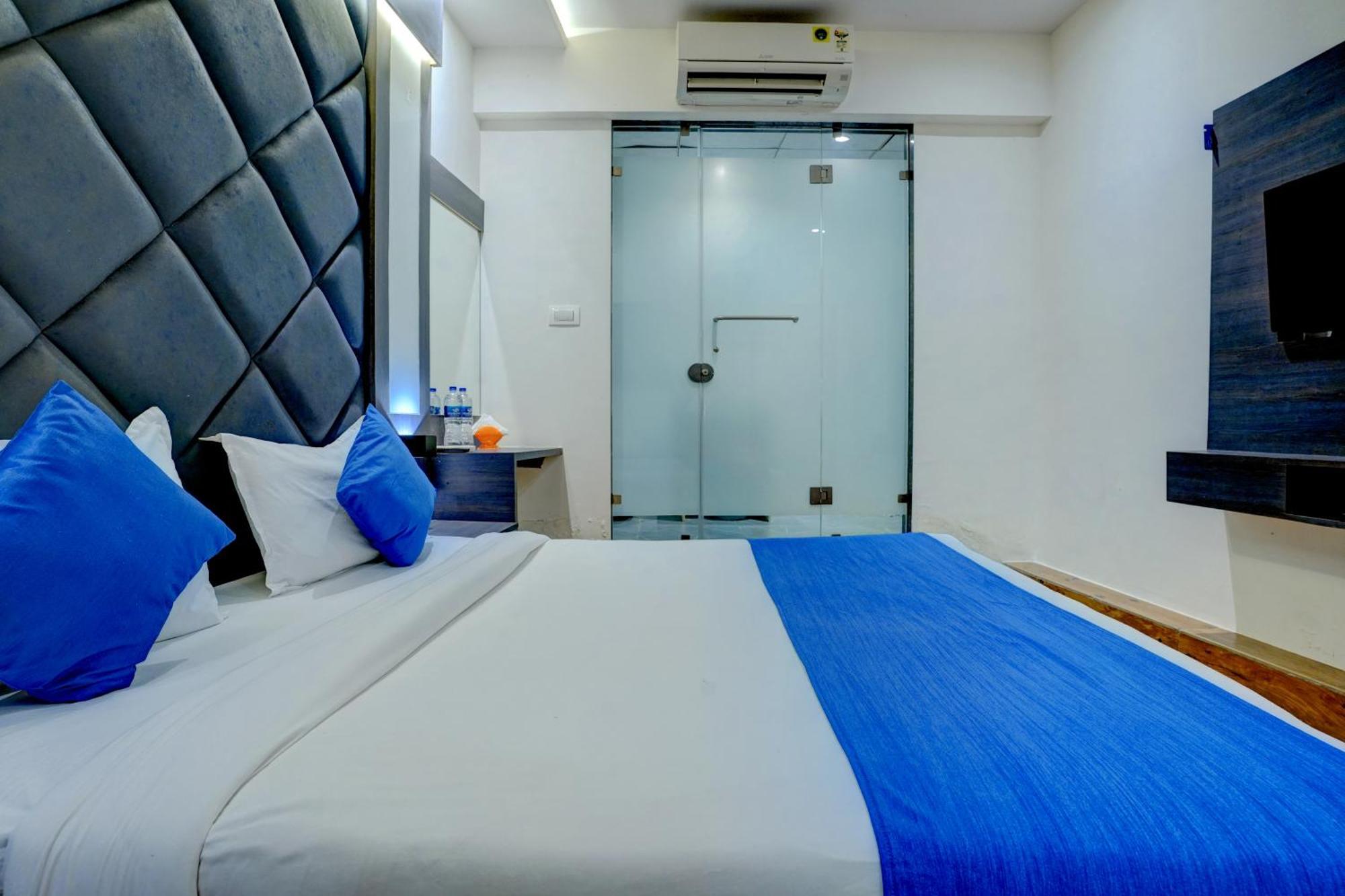 Hotel Gorrion Bombaj
